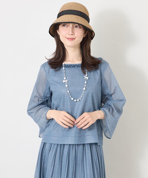 TO BE CHIC(トゥー ビー シック)の「デニムプリント フリルボートネックブラウス(シャツ/ブラウス・レディース・ダークネイビー/ブルー系その他4・40)」の1枚目の写真