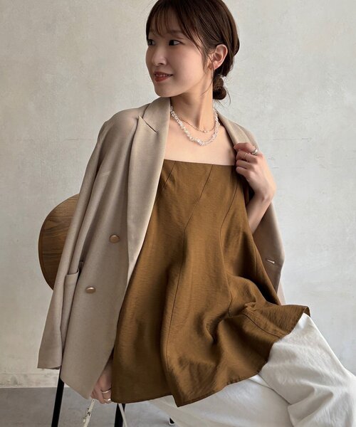 DouDou(ドゥドゥ)の「【REI企画】変形切替フレアキャミ(キャミソール・レディース・ブラウン/オフホワイト/ブラック・FREE)」の3枚目の写真