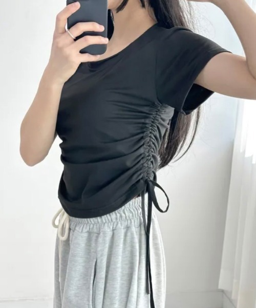 REMUR(レミュール)の「サイドシャーリングTシャツ 半袖(Tシャツ/カットソー・レディース・ブラック/ピンク/ホワイト/グレー・FREE)」の16枚目の写真