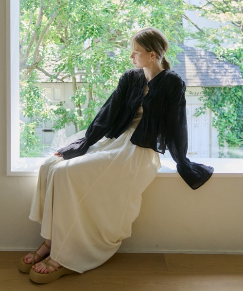 OLUN(オルン)の「2way sheer cardigan/2wayデザインシアーカーディガン(カーディガン/ボレロ・レディース・グリーン/ベージュ/ブラック/アイボリー・FREE)」の14枚目の写真