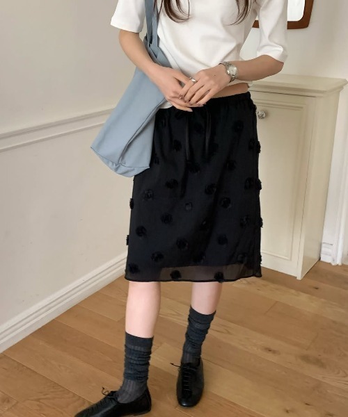 FAVORITO(ファヴォリート)の「リボンフラワースカート(スカート・レディース・ホワイト/ブラック・F)」の20枚目の写真