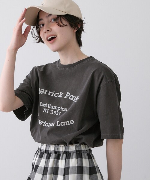 Dessin(デッサン)の「【ユニセックス/洗える】ピグメントロゴTシャツ(Tシャツ/カットソー・レディース・ライトブルー/ベビーピンク/ブラック・04/03/02/01/00)」の4枚目の写真