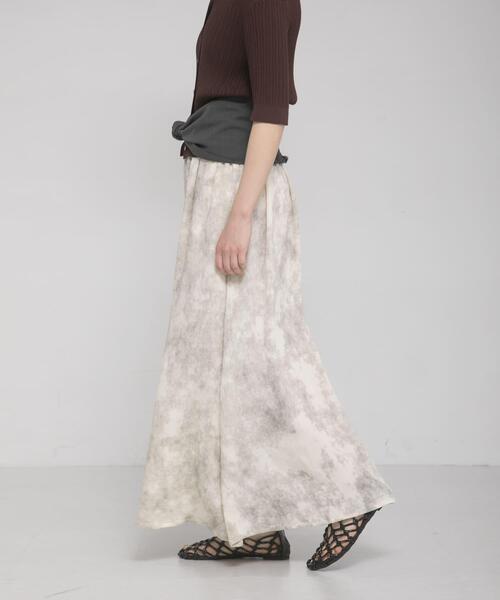 LAATO（ラート）の「drape  skirt（スカート・レディース・ライトベージュ/ダークブラウン・FREE）」の11枚目の写真