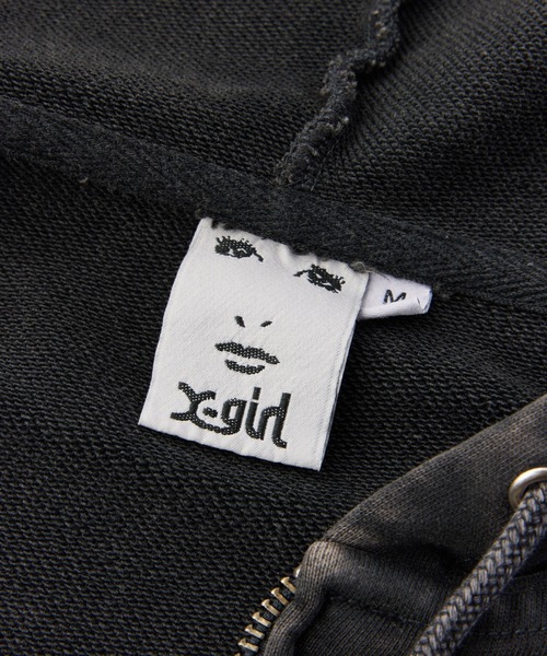 X-girl（エックスガール）の「FADED CUT OFF COMPACT ZIP UP SWEWAT HOODIE（パーカー・レディース・ブラック/ピンク/ブラウン・M/S）」の17枚目の写真