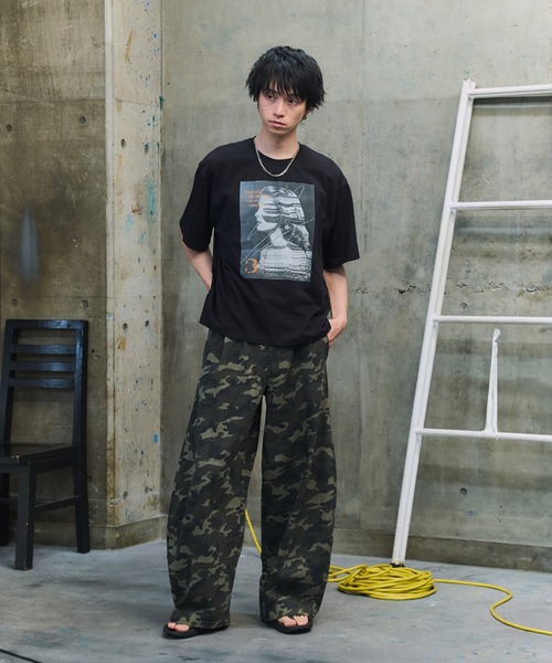 ILL'S（イルズ）の「タック バック刺繍入り デニムパンツ / 2-TUCK BACK EMBROIDERED DENIM PANTS メンズ ウィメンズ ユニセックス（デニムパンツ・メンズ・ブラック系その他/ネイビー/ブラック・L/M）」の22枚目の写真