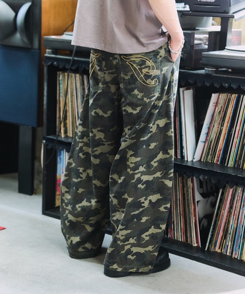 ILL'S（イルズ）の「タック バック刺繍入り デニムパンツ / 2-TUCK BACK EMBROIDERED DENIM PANTS メンズ ウィメンズ ユニセックス（デニムパンツ・メンズ・ブラック系その他/ネイビー/ブラック・L/M）」の17枚目の写真