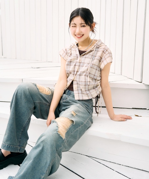 LOVETOXIC(ラブトキシック)の「【LTXC/接触冷感/快適】ダメージデニムワイドパンツ(その他パンツ・キッズ・サックスブルー/グレー/ブルー・130cm/S:140cm/L:160cm/M:150cm)」の4枚目の写真