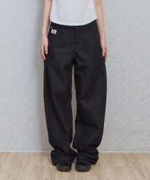 KIJIKO（キジコ）の「ke612c. Semi curved denim pants（デニムパンツ）」