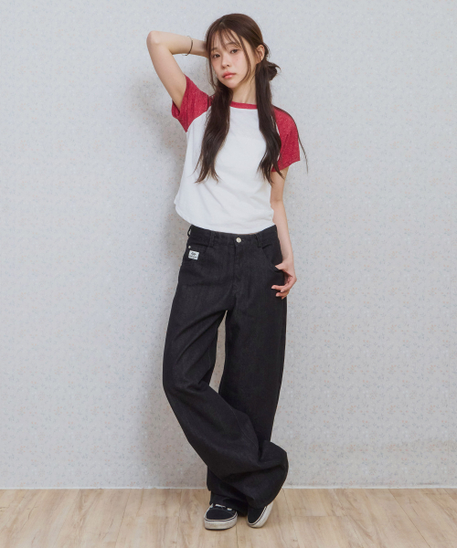 KIJIKO(キジコ)の「ke612c. Semi curved denim pants(デニムパンツ・レディース・ブルー系その他・SMALL/MEDIUM)」の3枚目の写真