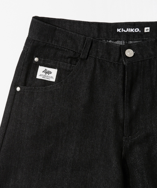 KIJIKO(キジコ)の「ke612c. Semi curved denim pants(デニムパンツ・レディース・ブルー系その他・SMALL/MEDIUM)」の8枚目の写真