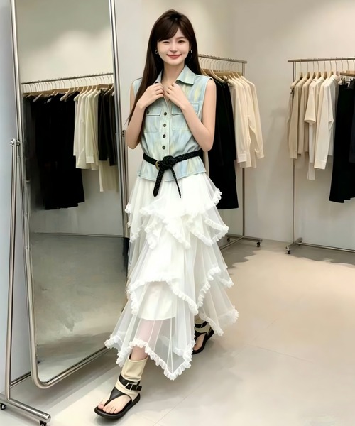 Aelina(エリナ)の「デニムベスト&フリルチュールスカートセットアップ(セットアップ・レディース・ライトブルー/インディゴブルー/ブルー・FREE)」の5枚目の写真