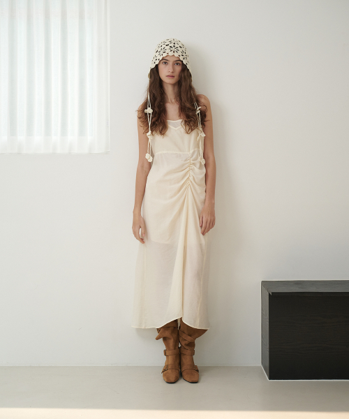 MARROT（マロット）の「シアーストライプスリップドレス_クリーム（ワンピース・レディース・ライトイエロー・MEDIUM/SMALL）」の4枚目の写真