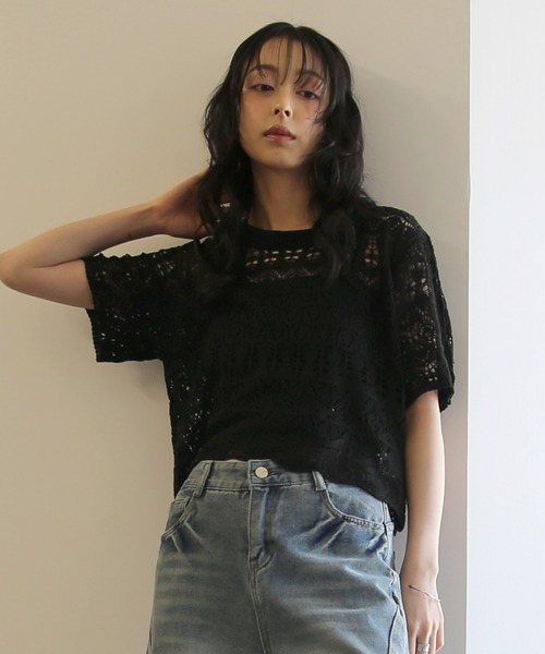 No one knows(ノーワンノーズ)の「ZOZO限定 インナー付き透かし編みニットプルオーバー(その他トップス・レディース・ブラック/アイボリー・FREE)」の2枚目の写真