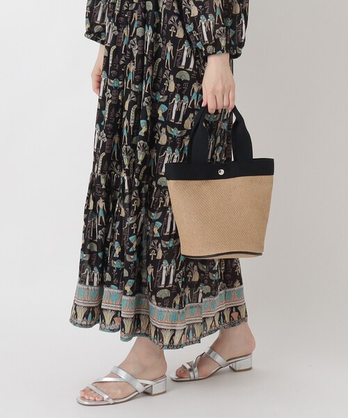 one'sterrace(ワンズテラス)の「雑材テープバケツトート(トートバッグ・レディース・ベージュ系その他7/アイボリー系8/ブラック系8・99)」の9枚目の写真