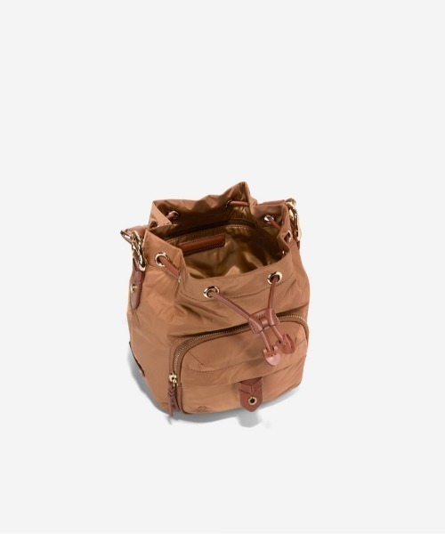 COLE HAAN(コールハーン)の「シブヤ ナイロン バケット バッグ womens(ショルダーバッグ・レディース・ブラウン・OSFA)」の4枚目の写真