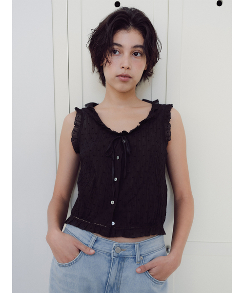 BAIE OUD(ベイウード)の「Dot U-neck frill sleeveless blouse_black(シャツ/ブラウス・レディース・その他・FREE)」の1枚目の写真