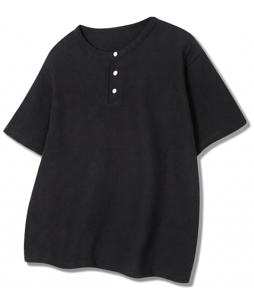 DE GRAND MATIN(ディグランドマーティン)の「Waffle Henley-neck T-shirt_Black(Tシャツ/カットソー・メンズ・ネイビー/ライトグレー/ブラック・MEDIUM/LARGE/X-LARGE)」の4枚目の写真