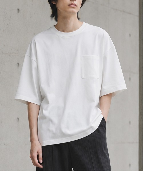 ARCHIVER（アーカイバ）の「【Bd】梨地 ビッグシルエット クルーネックTシャツ（Tシャツ/カットソー・レディース・グレー系/ブルー/ホワイト/ブラック・LARGE/MEDIUM）」の2枚目の写真