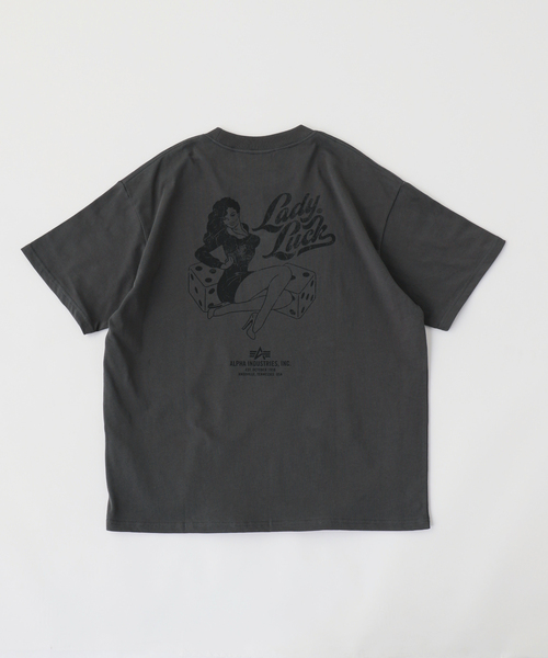 Alpha Industries(アルファインダストリーズ)の「ALPHA INDUSTRIES / アルファ インダストリーズ LADY LUCK T-SHIRT(Tシャツ/カットソー・メンズ・チャコールグレー/イエロー/ホワイト・X-LARGE/MEDIUM/LARGE)」の4枚目の写真