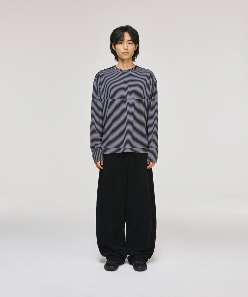 SIGNATURE（シグネチャ）の「ワイドカーブドダートコーデュロイパンツ[ブラック]（その他パンツ・レディース・その他・L/M/S/XL）」の7枚目の写真