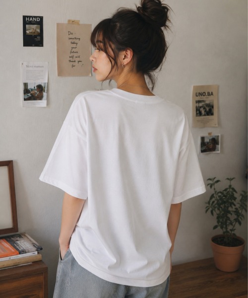 boemy(ボエミー)の「オーバーサイズ neco Tシャツ(Tシャツ/カットソー・レディース・ホワイト・M)」の6枚目の写真