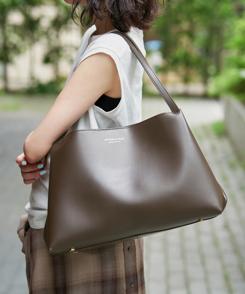 SLOBE IENA(スローブイエナ)の「ANTONELLO MASI SLOBE別注 BIG TOTE BAG(トートバッグ・レディース・ブラウン/ブラック・FREE)」の20枚目の写真