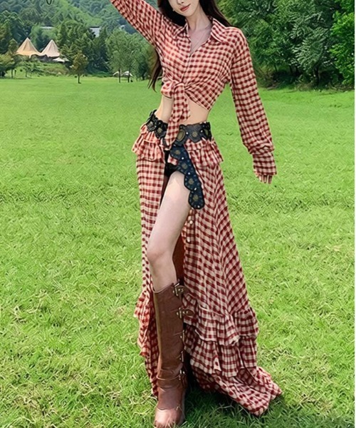 gossip！ロサンゼルス（ゴシップロサンゼルス）の「レッドギンガムチェック 七分袖シャツ 前結びクロップドトップス（シャツ/ブラウス・レディース・レッド・M/S）」の10枚目の写真