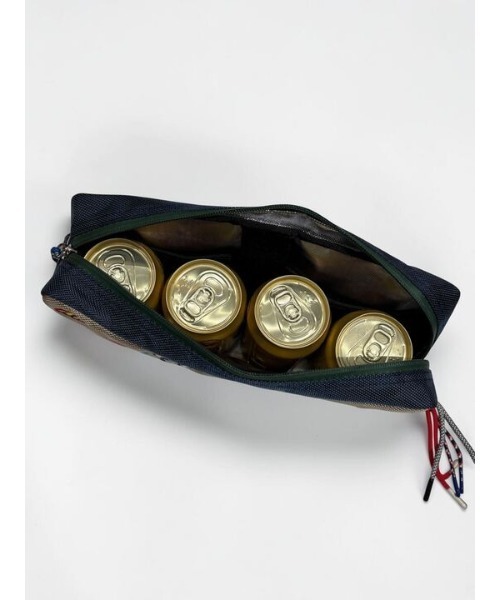 DECEMBERMAY（ディセンバーメイ）の「Embroidery ice bag（クラッチバッグ・メンズ・ブラック/ホワイト/レッド・ONE SIZE）」の5枚目の写真