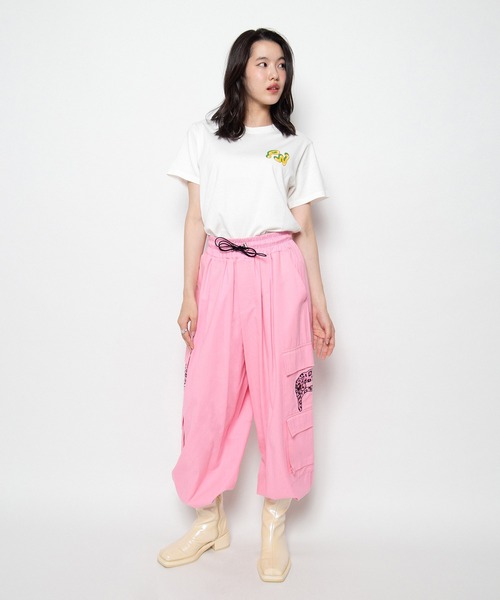 PUNYUS(プニュズ)の「【NEW SIZE】パンサー刺繍ワイドカーゴパンツ(カーゴパンツ・レディース・ブラック/ピンク/レッド/パープル・2/1/5/4/3)」の15枚目の写真