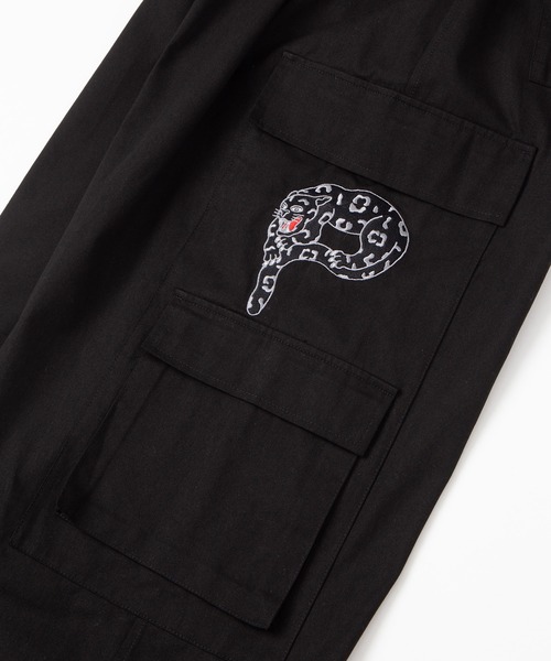 PUNYUS(プニュズ)の「【NEW SIZE】パンサー刺繍ワイドカーゴパンツ(カーゴパンツ・レディース・ブラック/ピンク/レッド/パープル・2/1/5/4/3)」の6枚目の写真