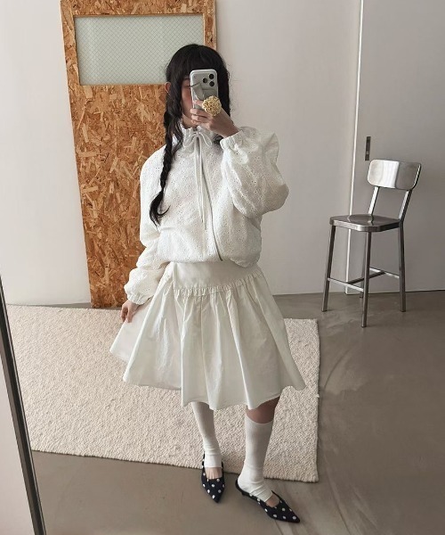Lis ardent(リスアルダン)の「コットンレース ドロストフードブルゾン(ブルゾン・レディース・アイボリー/ホワイト・M)」の8枚目の写真