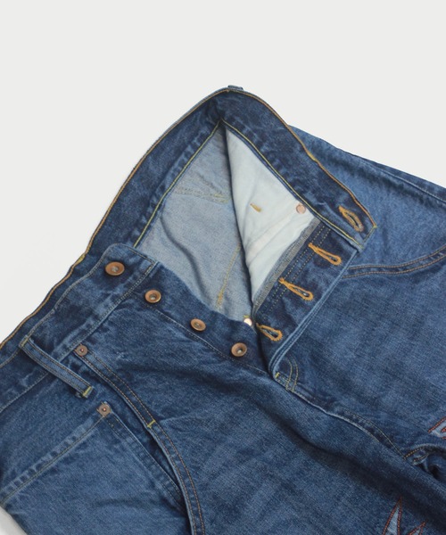 amok(アモク)の「EMBROIDERY DENIM PANTS(デニムパンツ・メンズ・ブラック/インディゴブルー・M/L/S)」の5枚目の写真