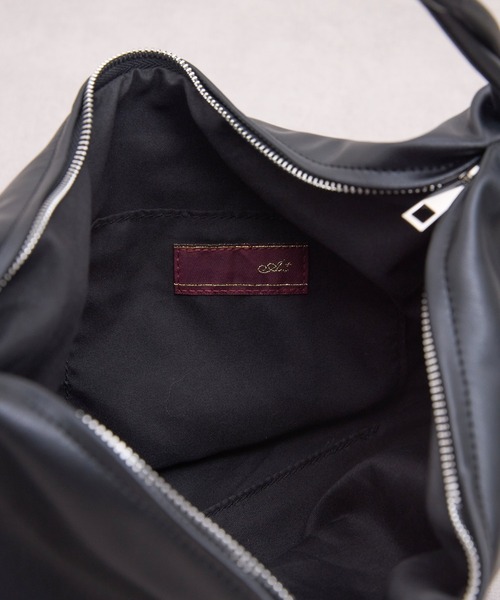 Magine(マージン)の「【SELECT】EM : ショルダー 撥水 軽量|デックショルダー(ショルダーバッグ・レディース・ブラック/グレー/キャメル・FREE)」の9枚目の写真