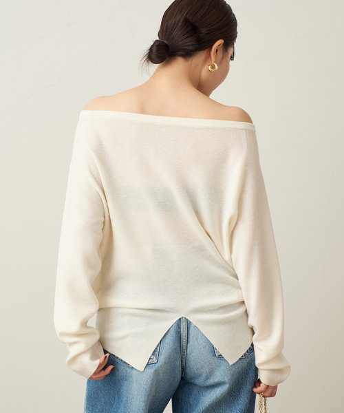 plage(プラージュ)の「《追加》Off shoulder slit ニット 4(ニット/セーター・レディース・グレー/ベージュ/レッド/ホワイト・FREE)」の12枚目の写真