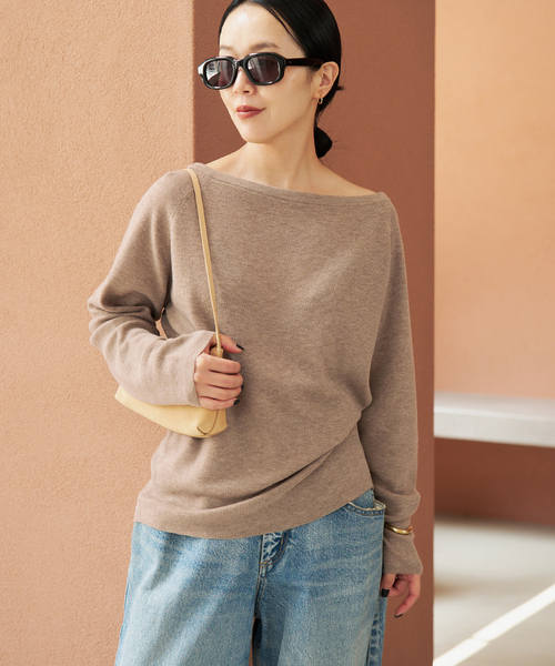 plage(プラージュ)の「《追加》Off shoulder slit ニット 4(ニット/セーター・レディース・グレー/ベージュ/レッド/ホワイト・FREE)」の17枚目の写真