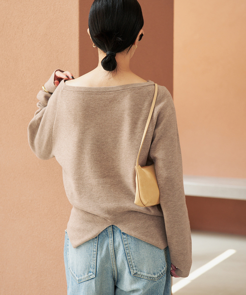 plage(プラージュ)の「《追加》Off shoulder slit ニット 4(ニット/セーター・レディース・グレー/ベージュ/レッド/ホワイト・FREE)」の19枚目の写真
