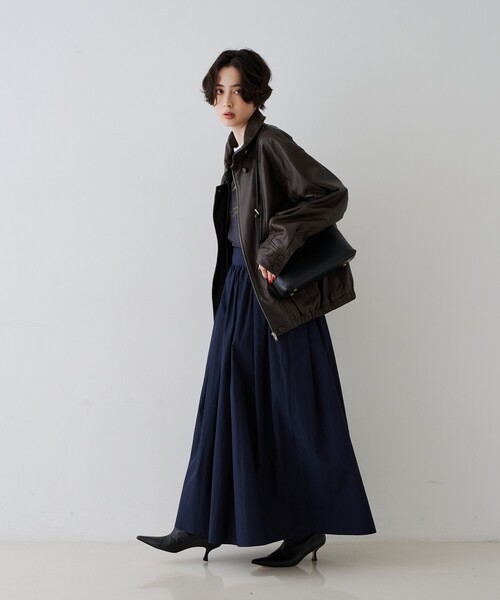 Rouge vif(ルージュヴィフ)の「タック&ギャザーボリュームサイドスリットスカート(スカート・レディース・オフホワイト/ネイビー・36/38)」の21枚目の写真