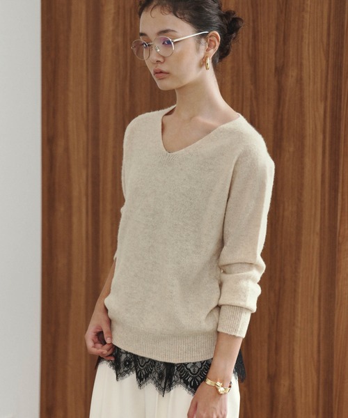 ELFRANK(エルフランク)の「【2026AW】【上質ウール100%】Vネックニットプルオーバー(ニット/セーター・レディース・オフホワイト/レッド/ベージュ/グレー/チャコールグレー/ピンク/イエロー/グリーン・FREE)」の13枚目の写真