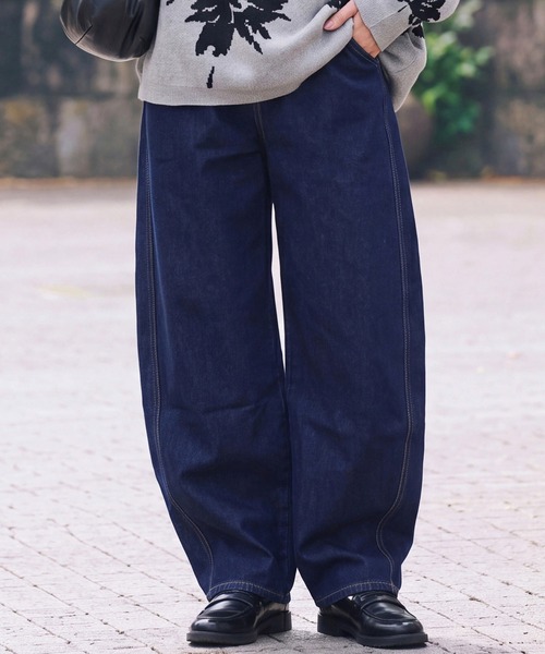 SELECT LEVERY(セレクトリベリー)の「こなれソフトカーブデニムパンツ(デニムパンツ・レディース・ブラック/グレー/ブルー/ワンウォッシュ・SMALL/MEDIUM/LARGE/X-LARGE)」の4枚目の写真