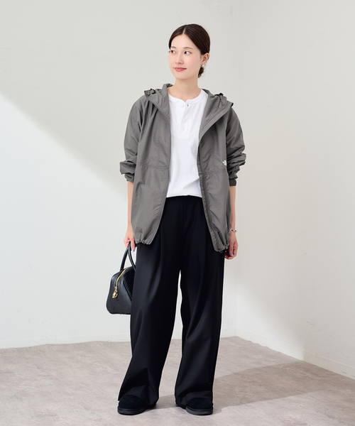 FRAMeWORK(フレームワーク)の「≪新色 / 追加≫THE NORTH FACE / ザノースフェイス COMPACT ジャケット(マウンテンパーカー・レディース・スミクロ・FREE)」の2枚目の写真