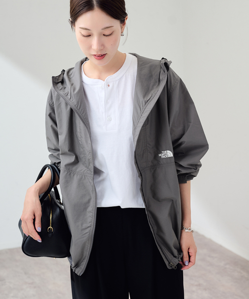 FRAMeWORK(フレームワーク)の「≪新色 / 追加≫THE NORTH FACE / ザノースフェイス COMPACT ジャケット(マウンテンパーカー・レディース・スミクロ・FREE)」の5枚目の写真