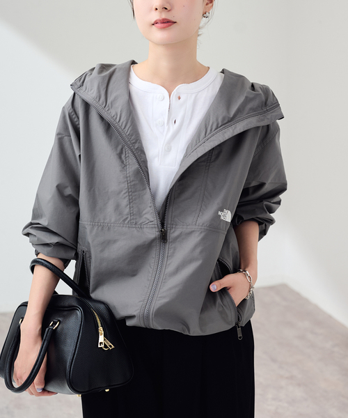 FRAMeWORK(フレームワーク)の「≪新色 / 追加≫THE NORTH FACE / ザノースフェイス COMPACT ジャケット(マウンテンパーカー・レディース・スミクロ・FREE)」の8枚目の写真