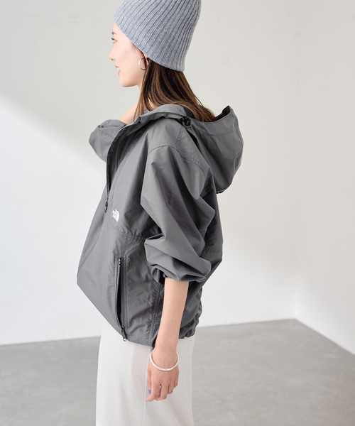 FRAMeWORK(フレームワーク)の「≪新色 / 追加≫THE NORTH FACE / ザノースフェイス COMPACT ジャケット(マウンテンパーカー・レディース・スミクロ・FREE)」の15枚目の写真