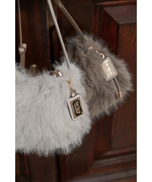 Her lip to（ハーリップトゥー）の「Faux Fur Top-Handle Bag（ハンドバッグ・レディース・ホワイト系/ブラウン系・FREE）」の15枚目の写真