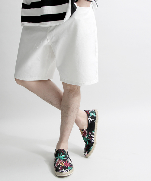 WEGO（ウィゴー）の「WEGO/スタンダードデニムショーツ（デニムパンツ・メンズ・ブラック/インディゴブルー/ライトインディゴブルー/ダークインディゴブルー/ホワイト・SMALL/LARGE/MEDIUM）」の2枚目の写真