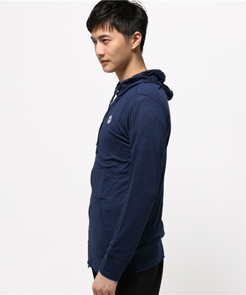 VENCEEXCHANGE（ヴァンスエクスチェンジ）の「スラブオルテガ刺繍パーカー          （パーカー・メンズ・ネイビー/オリーブ/ピンク・LARGE/MEDIUM）」の4枚目の写真