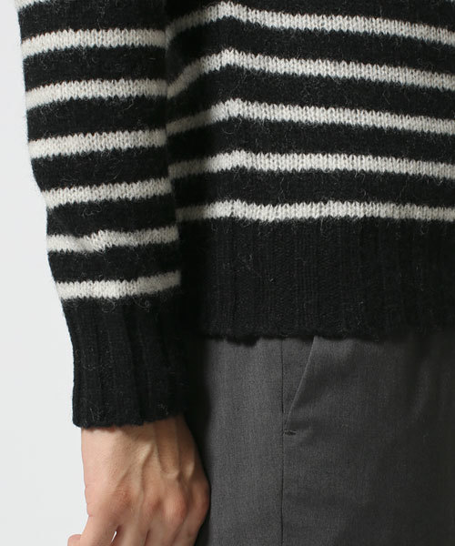 NANO universe（ナノユニバース）の「シェットランドボーダークルーネックニット（ニット/セーター・メンズ・ブルー/ネイビー/オフホワイト/ブラック・MEDIUM/X-LARGE/LARGE/SMALL）」の7枚目の写真