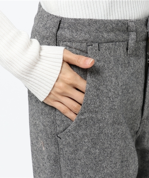 LBC（エルビーシー）の「エターミンテーパードパンツ                    （その他パンツ・レディース・ダークグレー/グレー・LARGE/MEDIUM）」の8枚目の写真