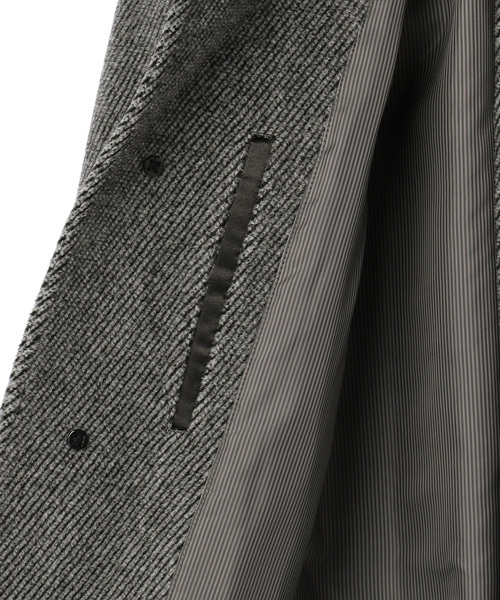 MEN'S BIGI（メンズビギ）の「【週刊文春11/16号】草刈正雄さん着用 スタンドカラーコート/カルゼメルトン（イタリアンファブリック）（チェスターコート・メンズ・ブラック系その他/ブラック/ブラウン/ネイビー/グレー・LL/L/S/SS/M）」の12枚目の写真