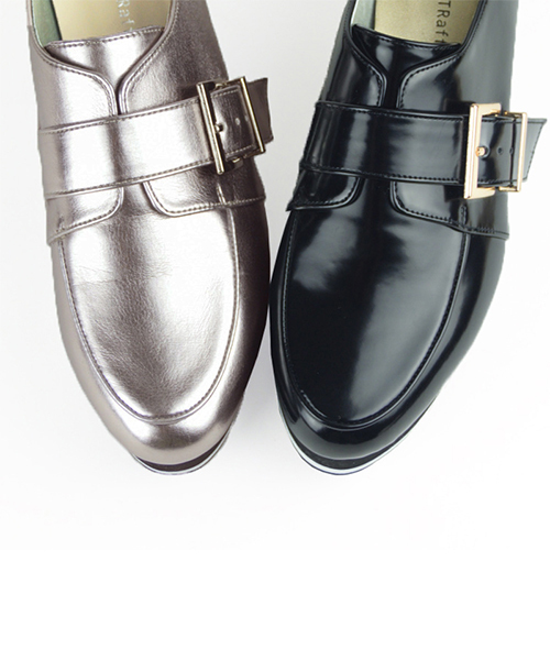 ORiental TRaffic（オリエンタルトラフィック）の「SPECIAL PRICE★厚底ベルトシューズ★7325（パンプス・レディース・ガンメタ/ブラック・SS/L/S/M/LL/3L）」の3枚目の写真